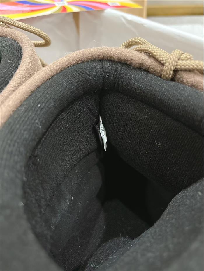 20251128164347799 300